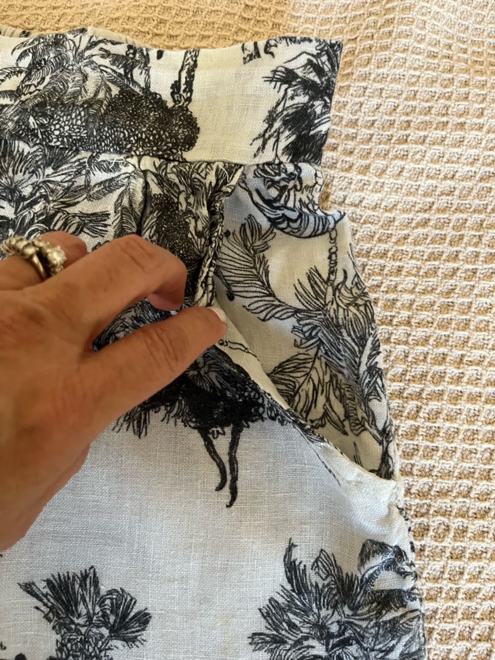 Black Palm Print Italian Linen High-Waist Shorts - Elastic waist 15” | L 16 1/2 - Picture 3 of 8
